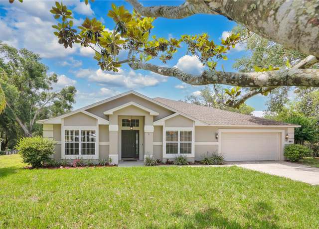 Property at 12512 Lake Ridge Cir, Clermont, FL 34711, 4 beds, 2 baths