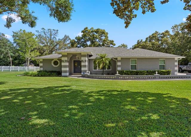 Property at 423 Spring Hollow Blvd, Apopka, FL 32712, 3 beds, 2.5 baths