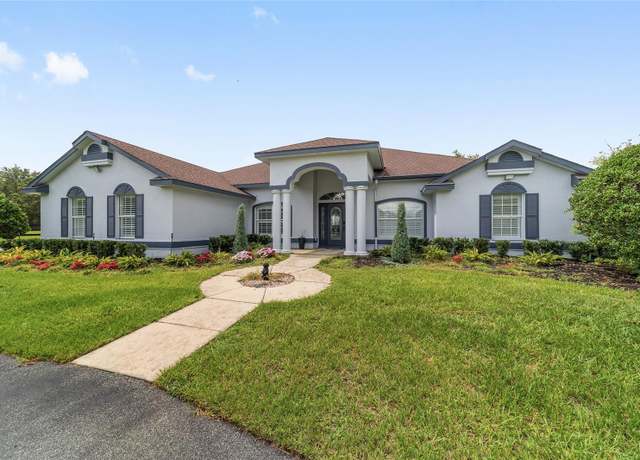 Property at 6208 NW 12th St, Ocala, FL 34482, 4 beds, 3 baths