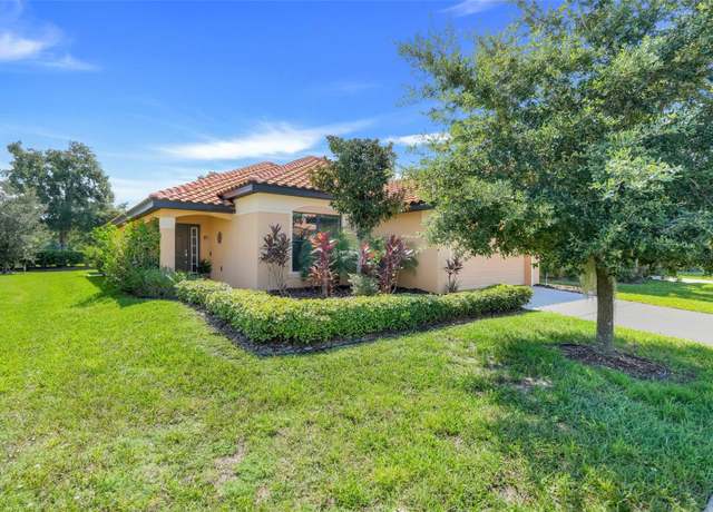 Property at 2521 Rosemont Cir, Davenport, FL 33837, 4 beds, 3 baths