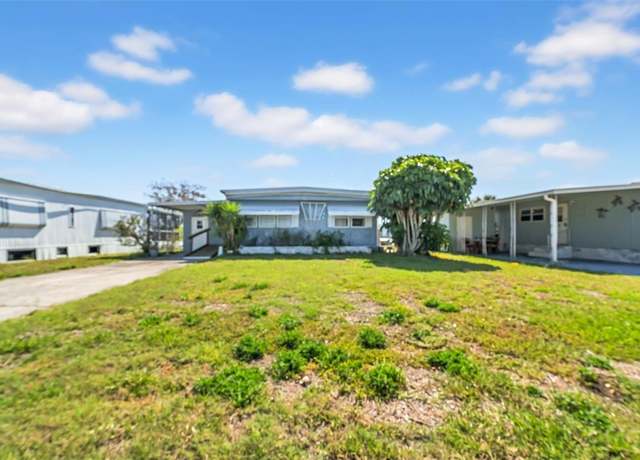 Property at 13018 Buoy Ct, Hudson, FL 34667, 2 beds, 2 baths