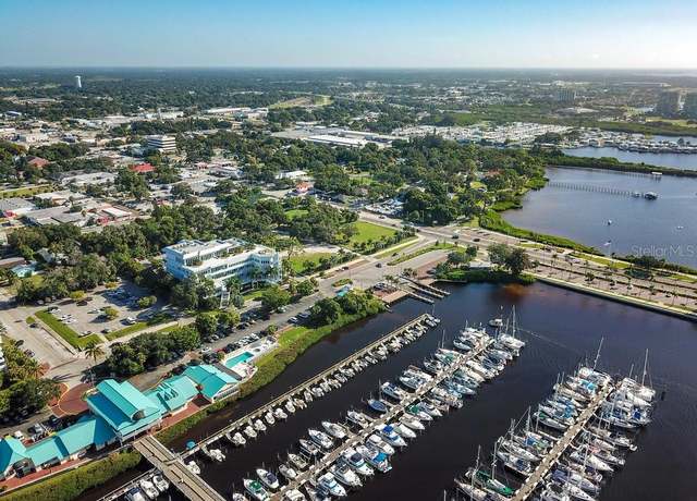 Property at 834 Riverside Dr, Palmetto, FL 34221