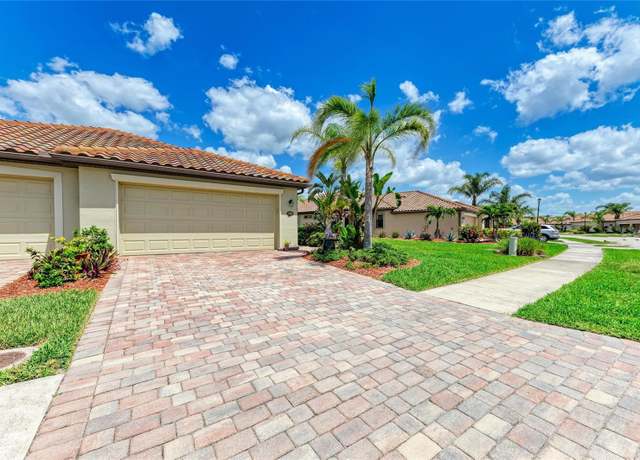 Property at 19889 Benissimo Dr, Venice, FL 34293, 2 beds, 2 baths