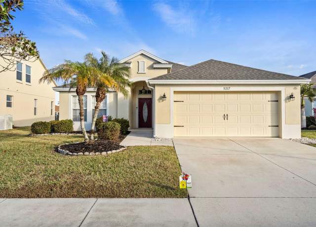 Property at 5217 Layton Dr, Venice, FL 34293, 3 beds, 2 baths