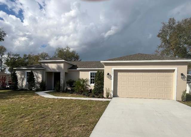 Property at 1205 Lake Loop Rd, Winter Haven, FL 33880, 3 beds, 2 baths