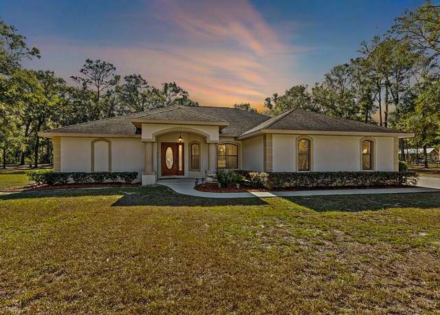 Property at 8660 NW 77th Pl, Chiefland, FL 32626, 4 beds, 3 baths