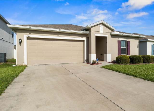 Property at 555 Lucerne Blvd, Winter Haven, FL 33881, 4 beds, 2 baths
