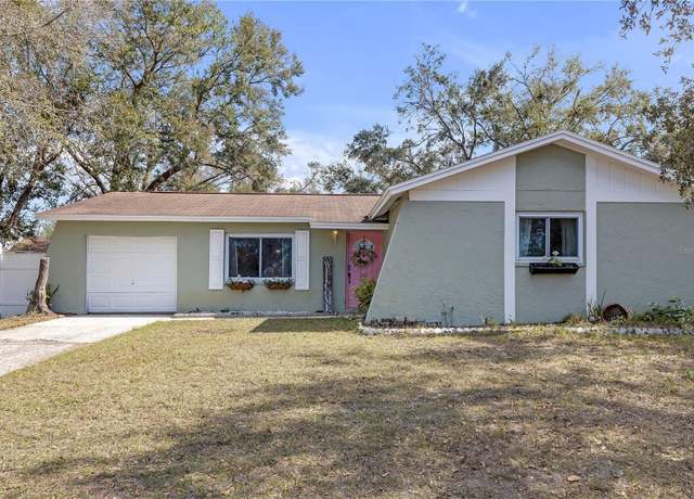 Property at 245 Faithway Dr, Seffner, FL 33584, 3 beds, 2 baths