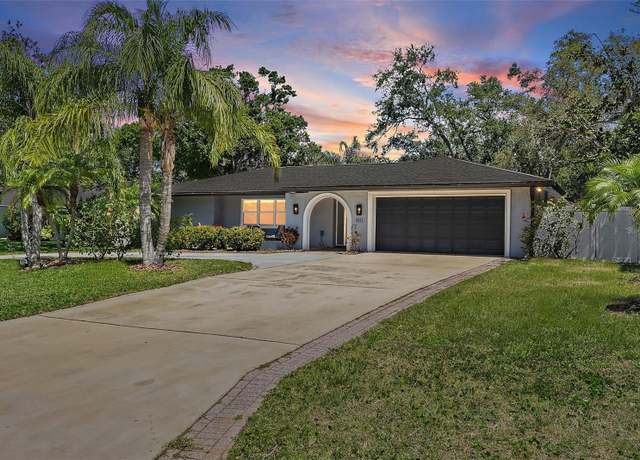 Property at 6821 Date Palm Ave S, St Petersburg, FL 33707, 4 beds, 3 baths