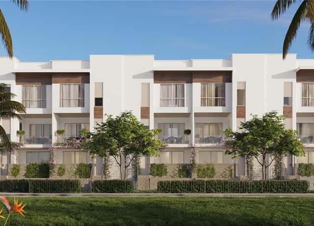 Property at 1028 Sunset Point Rd Unit R2, Clearwater, FL 33755, 3 beds, 2.5 baths