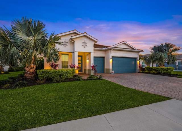 Property at 8358 Redonda Loop, Lakewood Ranch, FL 34202, 3 beds, 3.5 baths