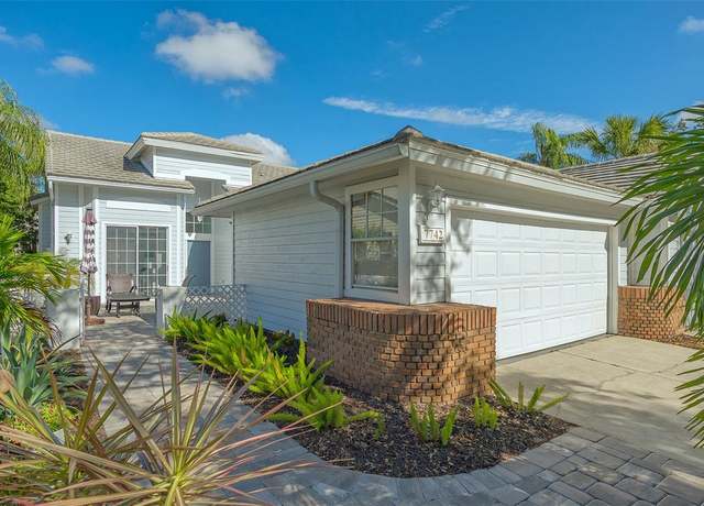 Property at 7742 Whitebridge Gln, University Park, FL 34201, 2 beds, 2 baths