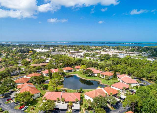 Property at 404 Pine Hollow Cir #404, Englewood, FL 34223, 2 beds, 2 baths