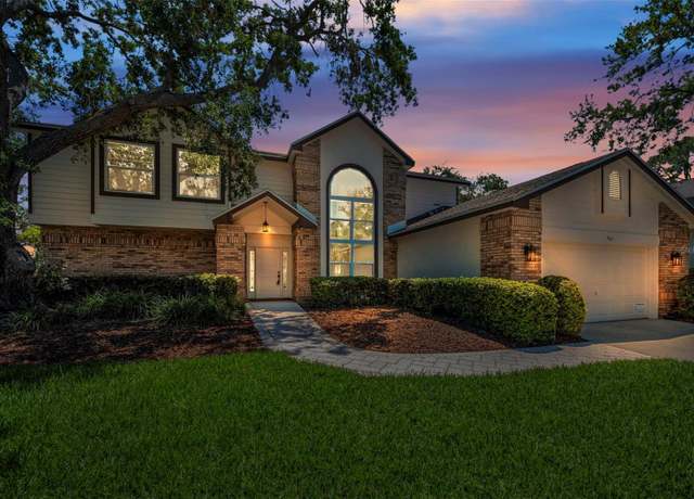 Property at 962 Marco Dr NE, St Petersburg, FL 33702, 4 beds, 2.5 baths