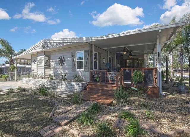 Property at 14915 Brookridge Blvd, Brooksville, FL 34613, 2 beds, 2 baths