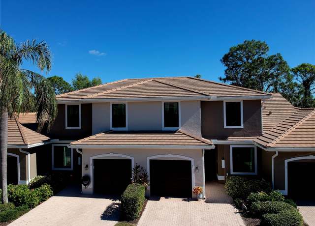 Property at 7660 Meadow Lakes Dr #1603, Naples, FL 34104, 3 beds, 2.5 baths