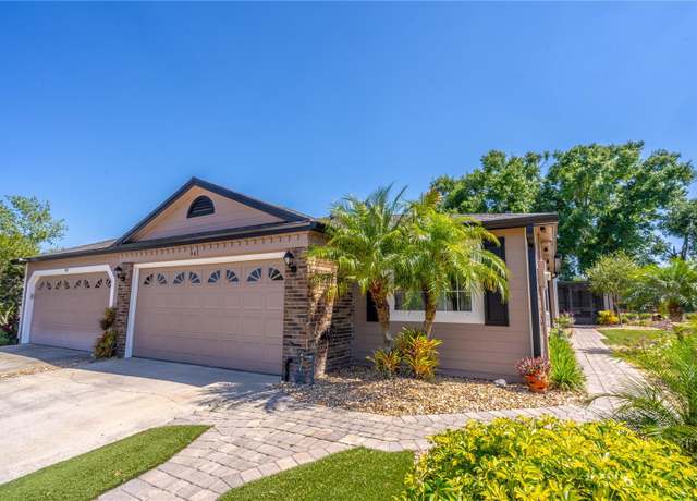Property at 941 Norfolk Ct, Longwood, FL 32750, 3 beds, 2 baths
