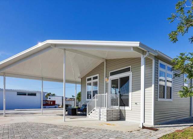 Property at 6508 Washington St, Bradenton, FL 34207, 2 beds, 2 baths