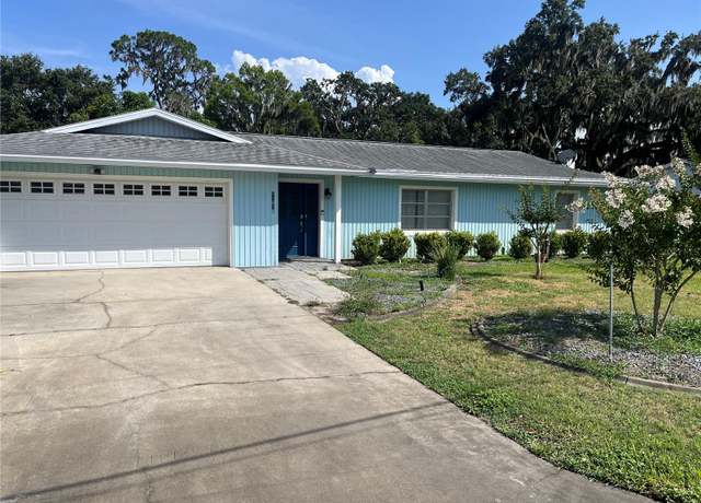 Property at 11812 Watts Ct, Tavares, FL 32778, 2 beds, 2 baths