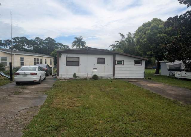 Property at 26132 Rose Ln, Astatula, FL 34705, 2 beds, 2 baths