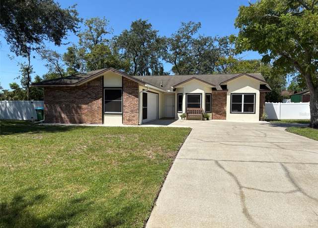 Property at 1400 Franconia Ave, Deltona, FL 32738, 3 beds, 2 baths