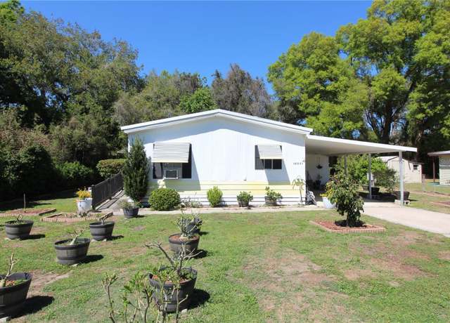 Property at 10371 SE 165th Pl, Summerfield, FL 34491, 3 beds, 2 baths
