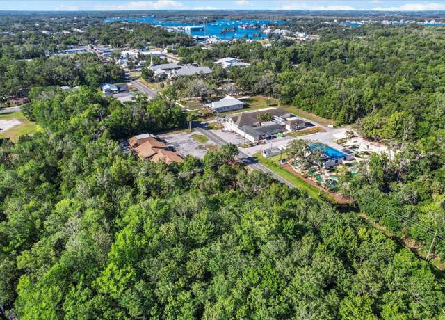 Property at 1051 N Citrus Ave, Crystal River, FL 34428