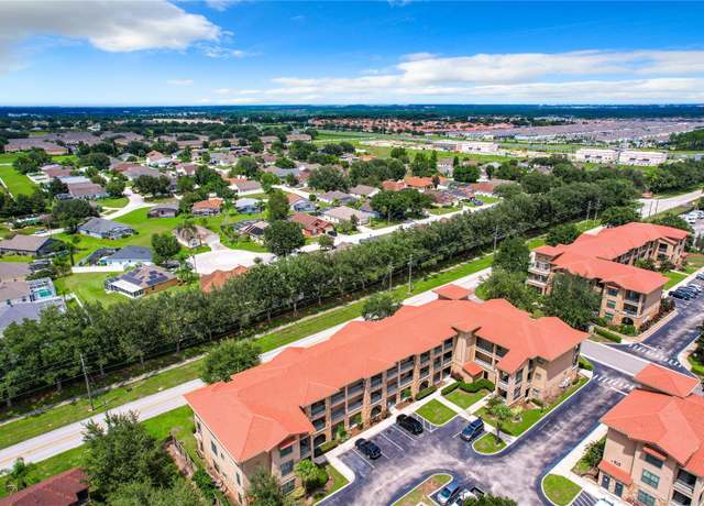 Property at 902 Charo Pkwy #624, Davenport, FL 33897, 3 beds, 3 baths