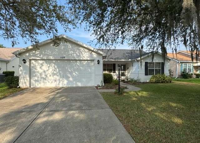 Property at 529 Del Mar Dr, Lady Lake, FL 32159, 3 beds, 2 baths