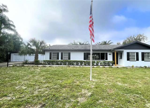 Property at 1625 Normandy Way, Leesburg, FL 34748, 3 beds, 3 baths