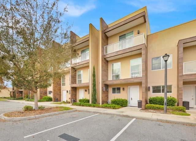 Property at 7661 Recife Dr, Kissimmee, FL 34747, 4 beds, 4.5 baths