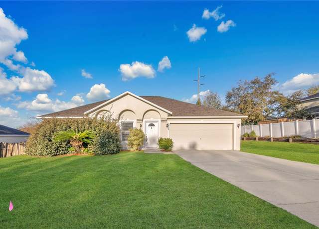 Property at 9526 Water Fern Cir, Clermont, FL 34711, 4 beds, 2 baths