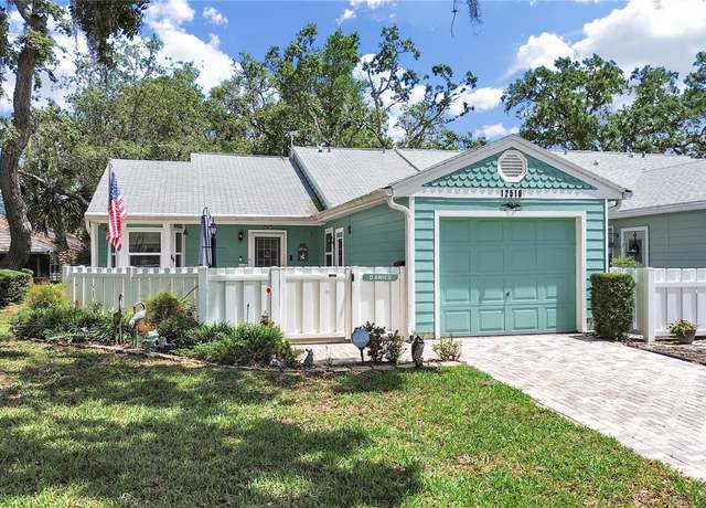 Property at 12519 Knollbrook Ln, Hudson, FL 34669, 2 beds, 2 baths