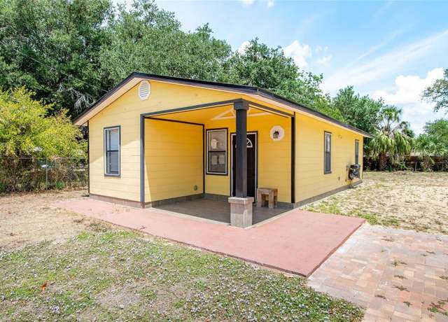 Property at 305 Armour Ave, Auburndale, FL 33823, 2 beds, 1.5 baths