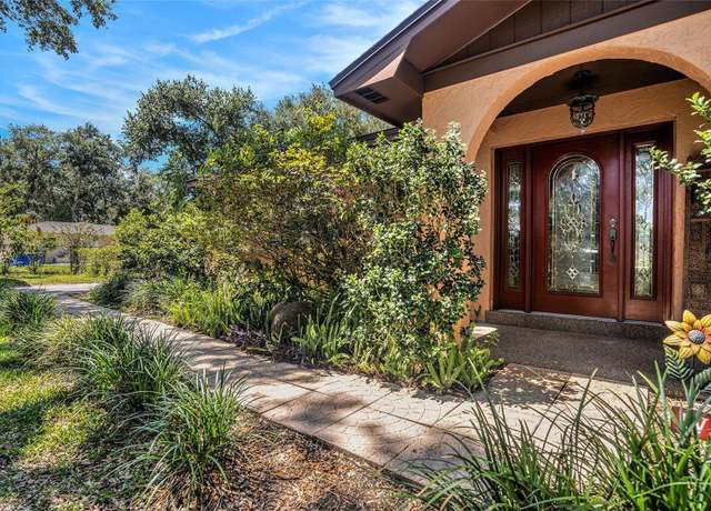 Property at 1625 Itchepackesassa Dr, Lakeland, FL 33810, 3 beds, 2 baths