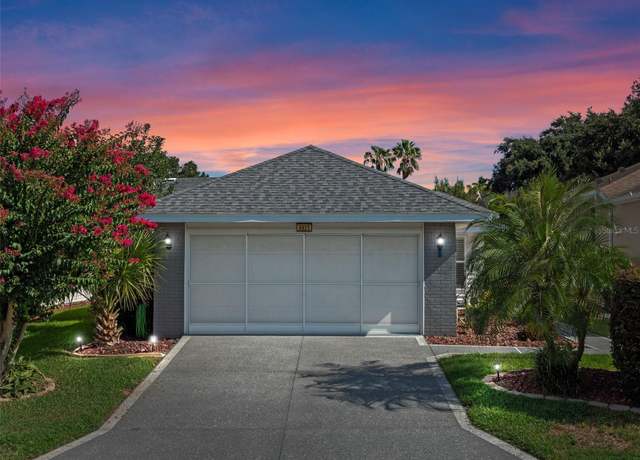 Property at 4925 Glen Coe St, Leesburg, FL 34748, 2 beds, 2 baths