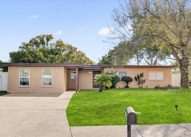 Property at 1725 Marcia Dr, Orlando, FL 32807, 4 beds, 3 baths
