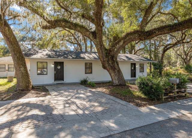 Property at 3200 NE 56th Ave, Silver Springs, FL 34488, 8 beds, 4 baths