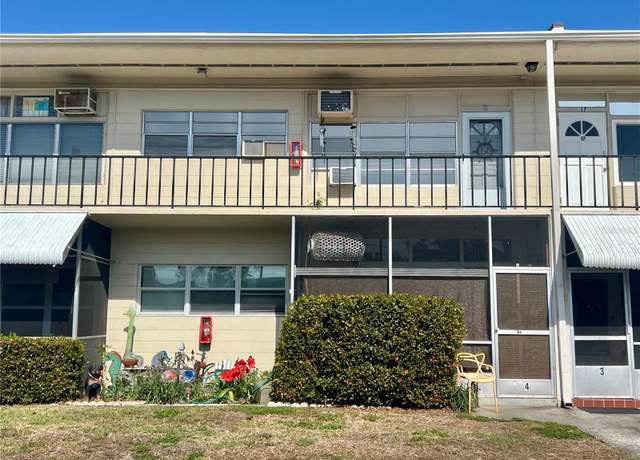 Property at 4001 58th St N #18, Kenneth City, FL 33709, 1 bed, 1 bath