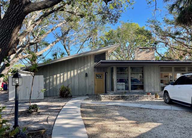 Property at 5453 Avenida Del Mare, Sarasota, FL 34242, 3 beds, 2 baths