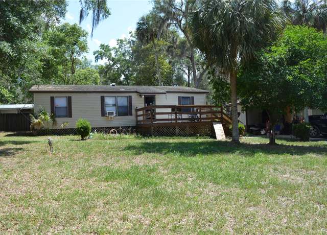 Property at 14186 NE 199th Pl, Fort Mc Coy, FL 32134, 3 beds, 2 baths