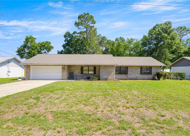 Property at 2981 NE 39th Pl, Ocala, FL 34479, 3 beds, 2 baths