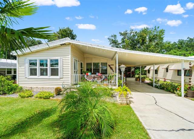 Property at 35057 Mcculloughs Leap, Zephyrhills, FL 33541, 2 beds, 2 baths