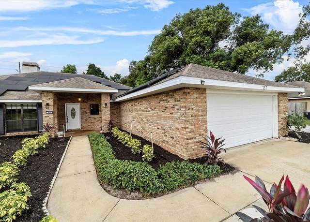 Property at 157 Ambergate Ct, Debary, FL 32713, 3 beds, 2 baths