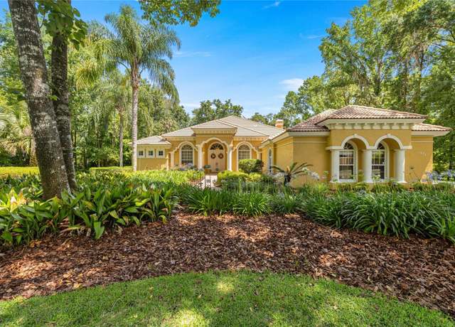 Property at 1675 SE 73rd Pl, Ocala, FL 34480, 4 beds, 3.5 baths