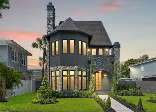 Property at 807 W Park Ave, Tampa, FL 33602, 5 beds, 5.5 baths