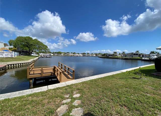 Property at 148 Americana Ct NE #228, St Petersburg, FL 33702, 2 beds, 2 baths