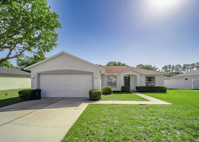 Property at 45 Radford Ln, Palm Coast, FL 32164, 3 beds, 2 baths