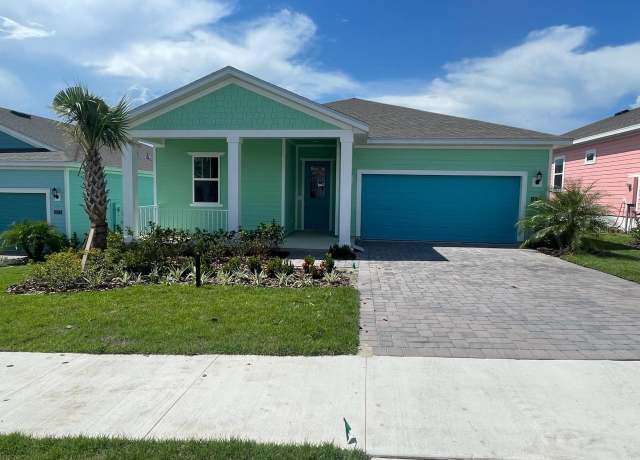Property at 1010 Fiesta Key Cir, Lady Lake, FL 32159, 3 beds, 3 baths