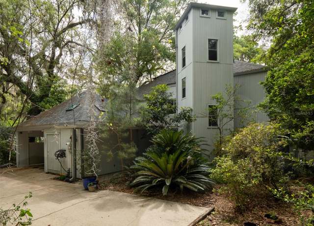 Property at 222 SW 27th St, Gainesville, FL 32607, 3 beds, 3 baths